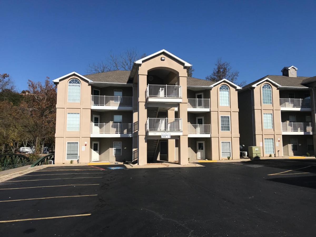 Lakeside Condo On Lake Taneycomo Branson Exterior photo