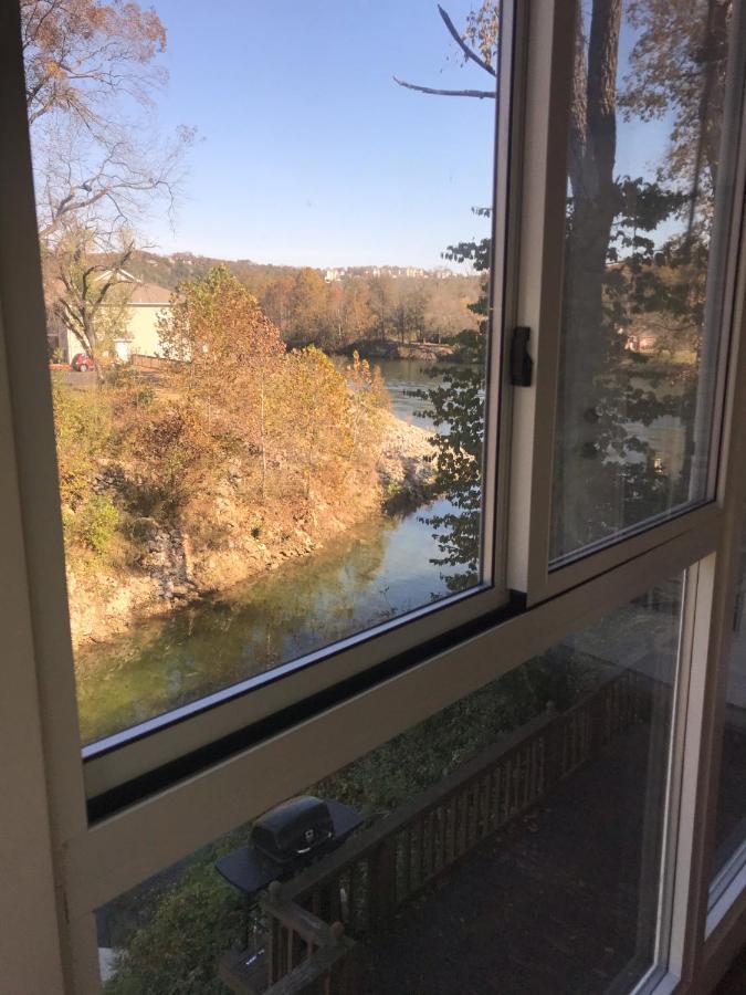 Lakeside Condo On Lake Taneycomo Branson Exterior photo